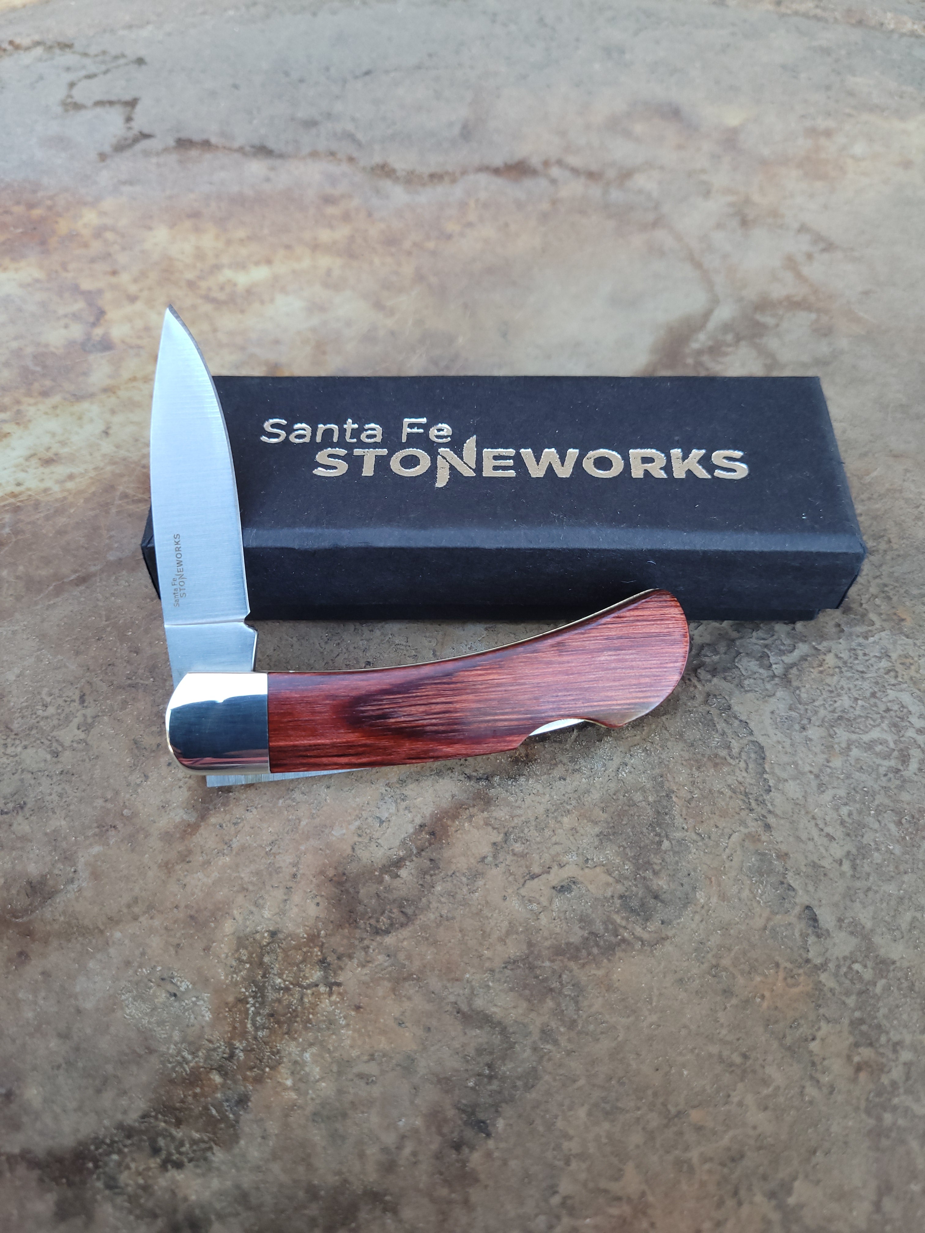 Santa Fe Stoneworks - Patriotic Lock-back - 3"