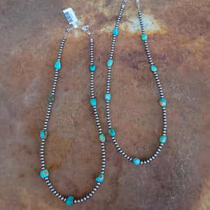 Necklace - 18" Navajo Pearls with Polished Turquoise Free Form Turquoise