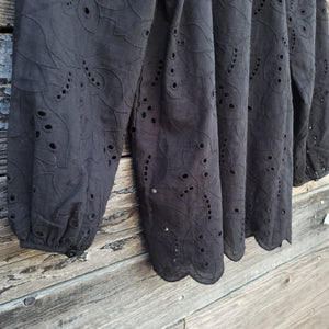 Lovestitch - Black Eyelet 3/4 Sleeve Blouse