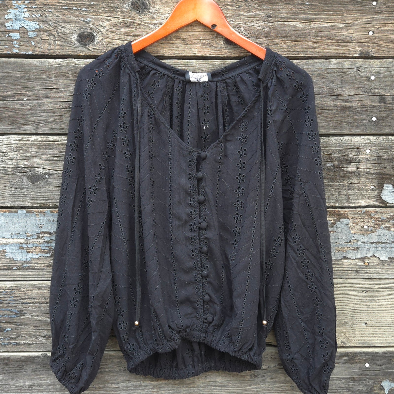 Angie - Eyelet Top - Black