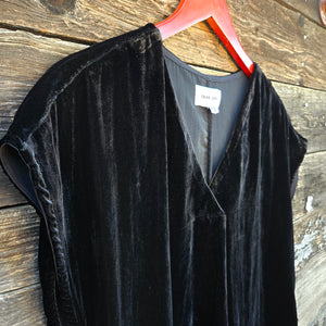 Dear John - Kristen Velvet Top - Black