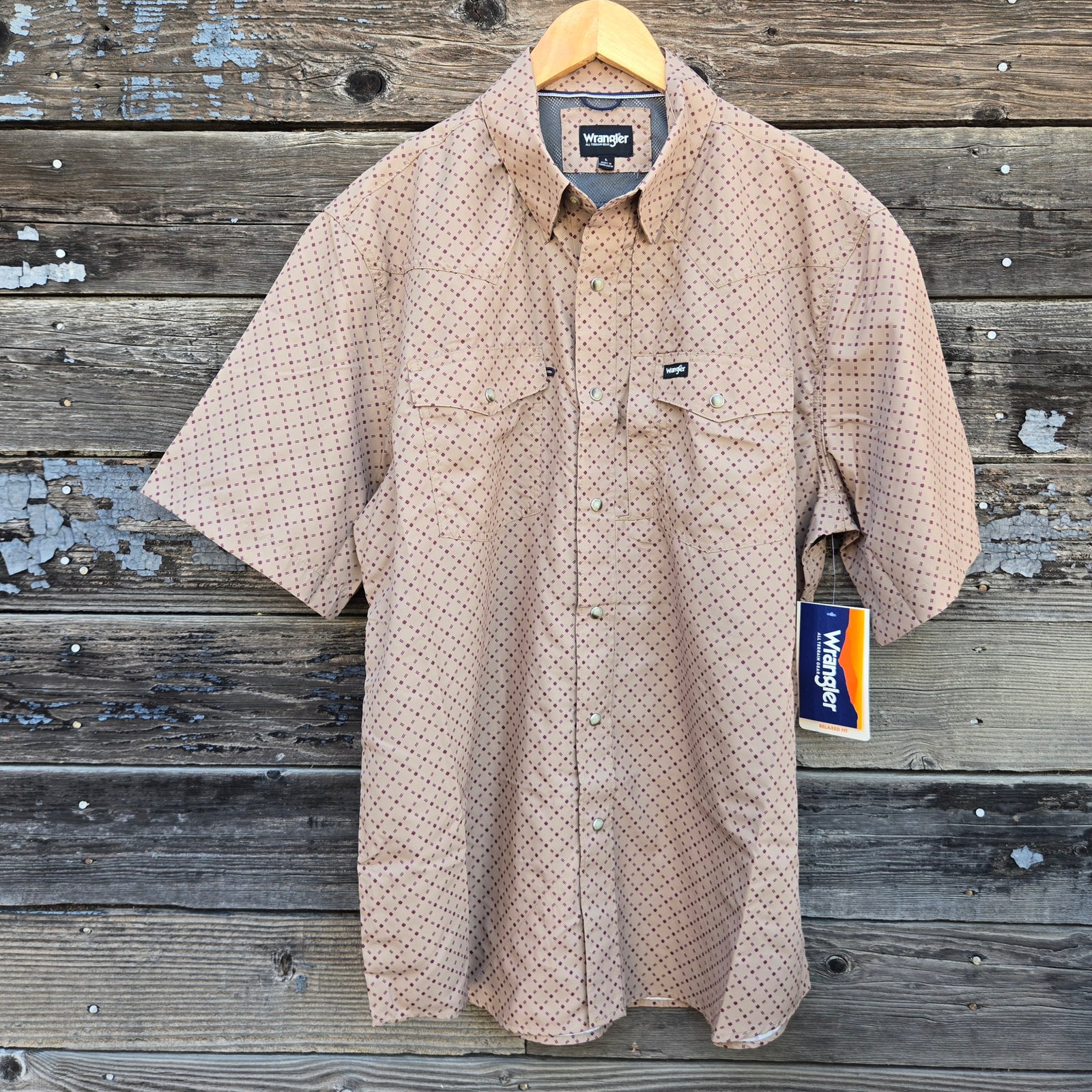 Wrangler ATG Short Sleeve Shirt - Tan Print