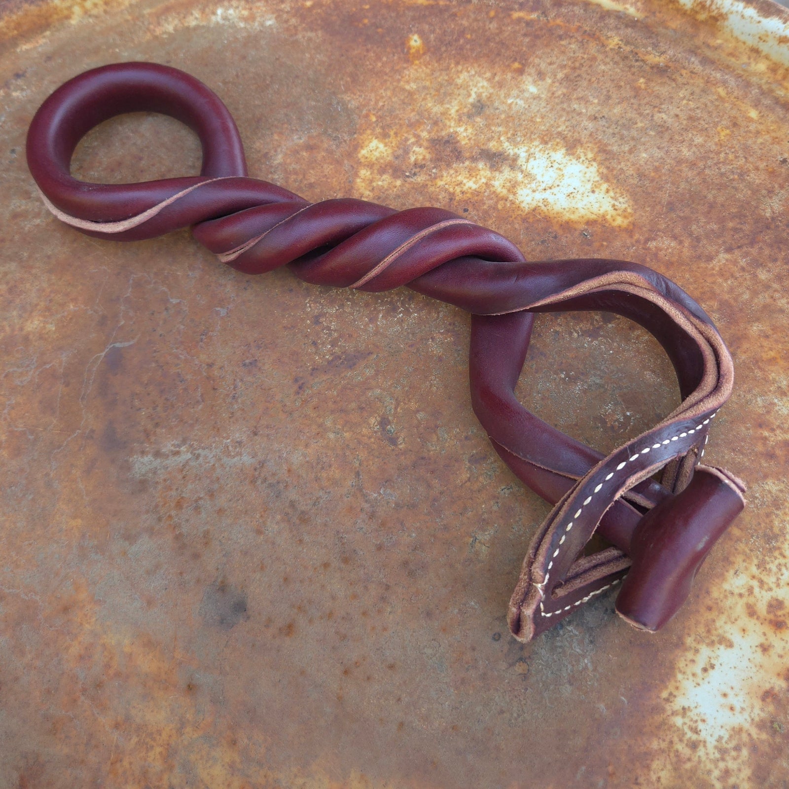 Hobble - Twisted Latigo