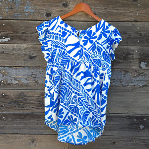 GiGio - Blue and White Flutter Sleeve Blouse