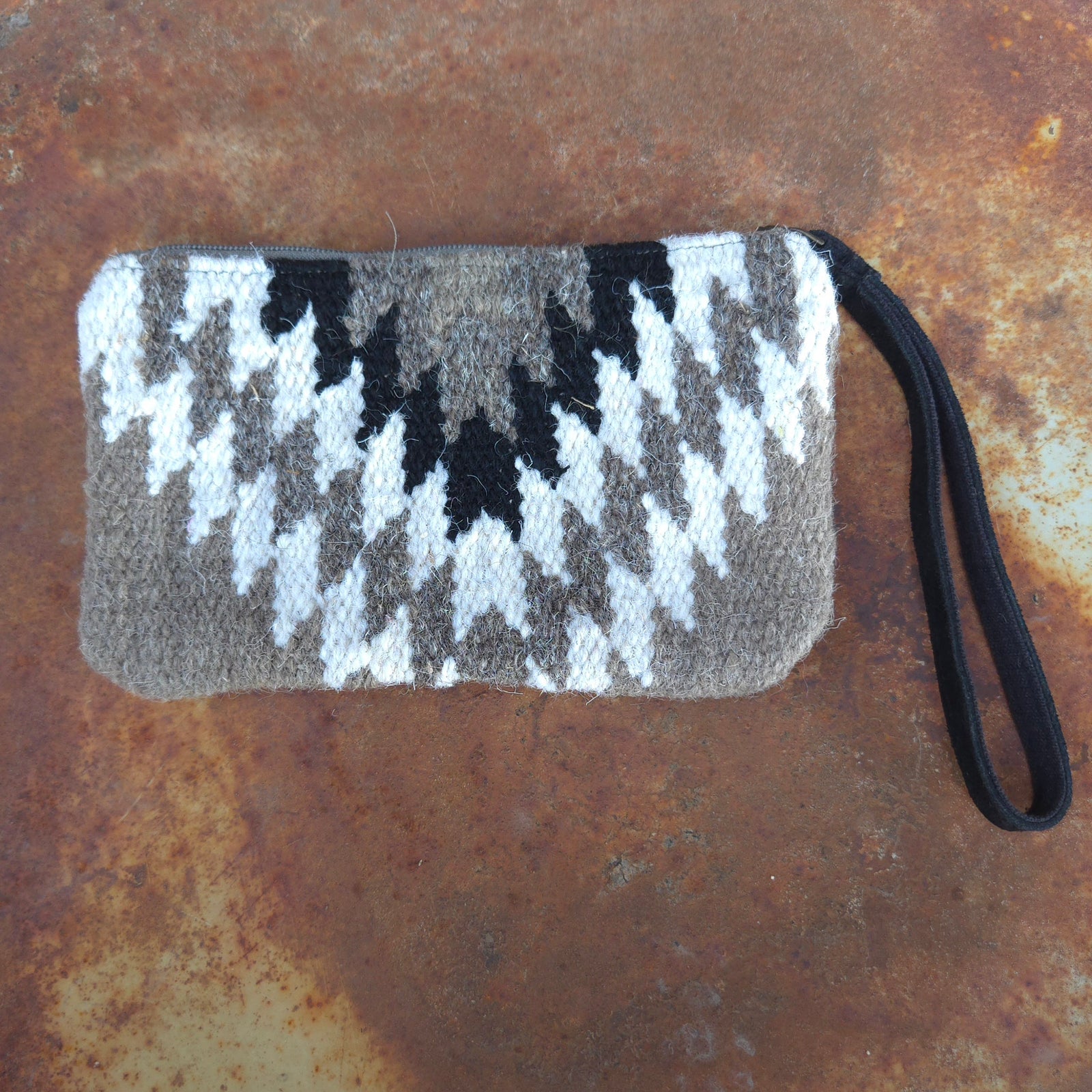 Southwestern Wristlet Clutch - Taupe, Cream, & Black