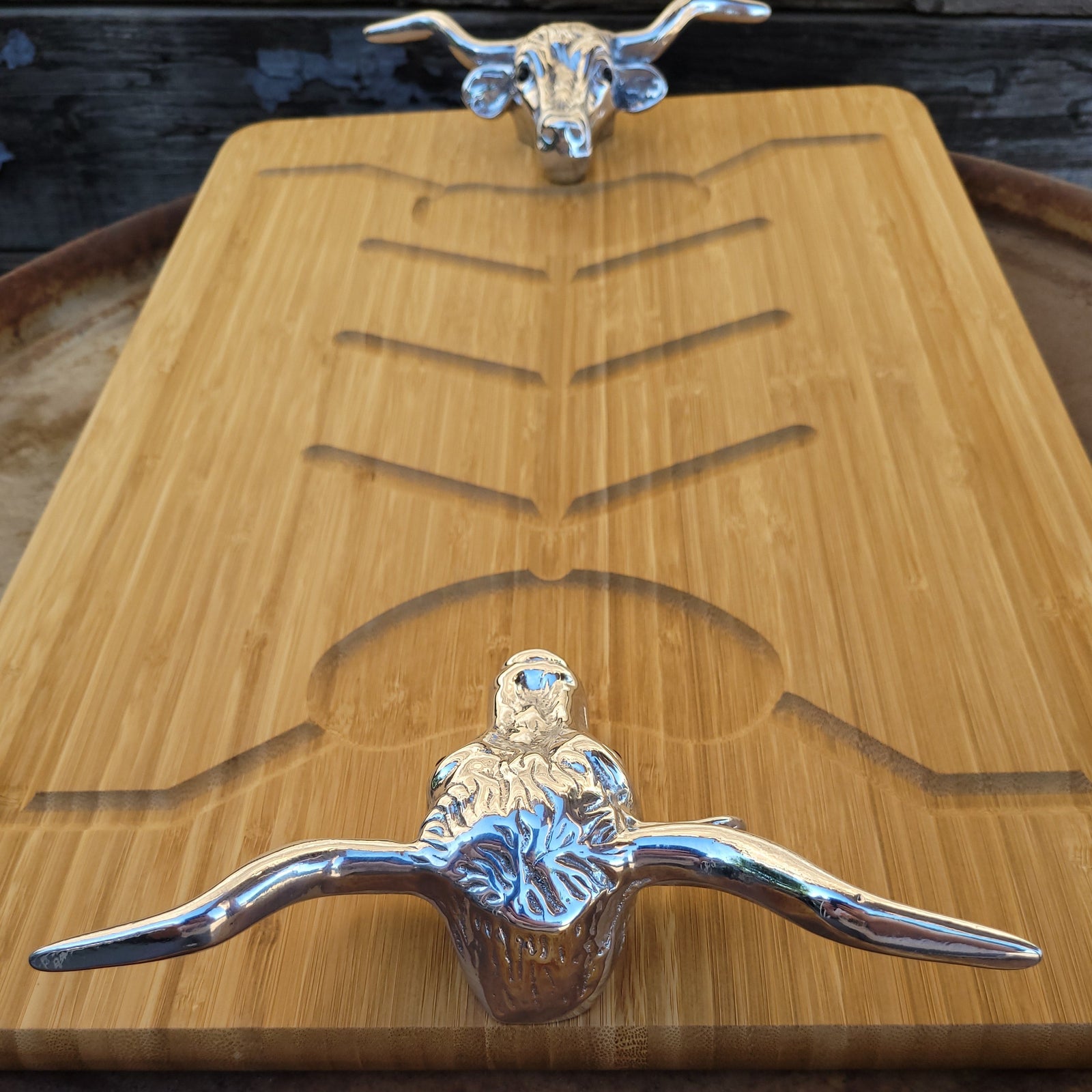 Arthur Court - Longhorn Carving Board