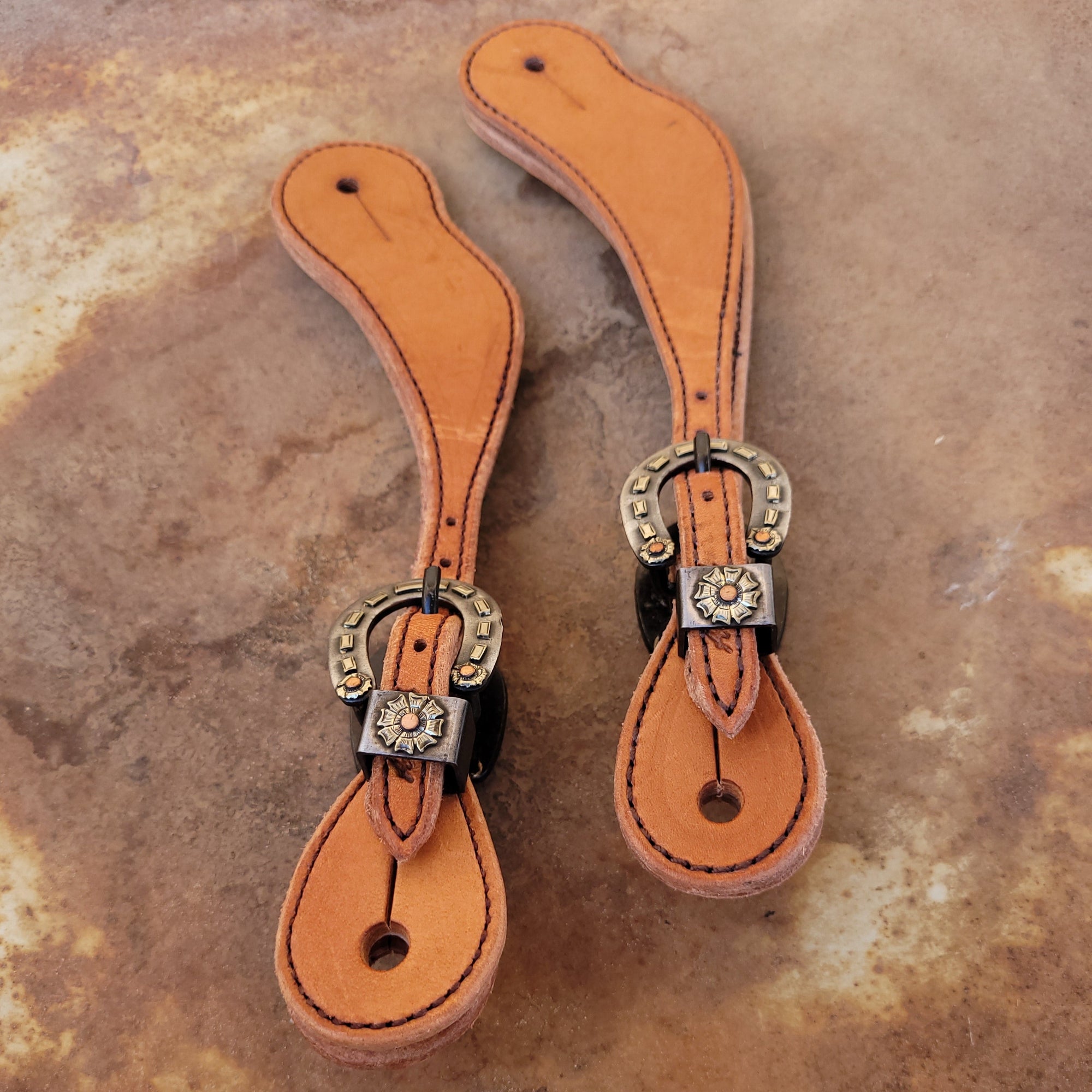 Spur Strap - Women's/Youth Cowboy Harness Leather - Horseshoe Buckles