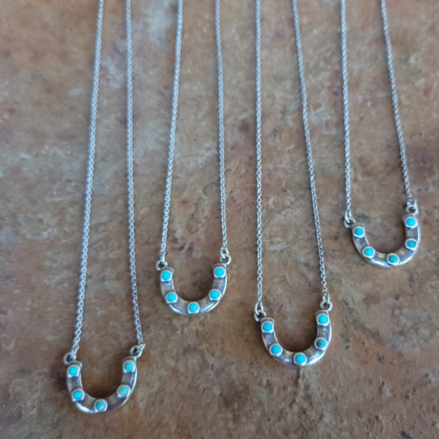 Necklace - Turquoise Horseshoe Choker